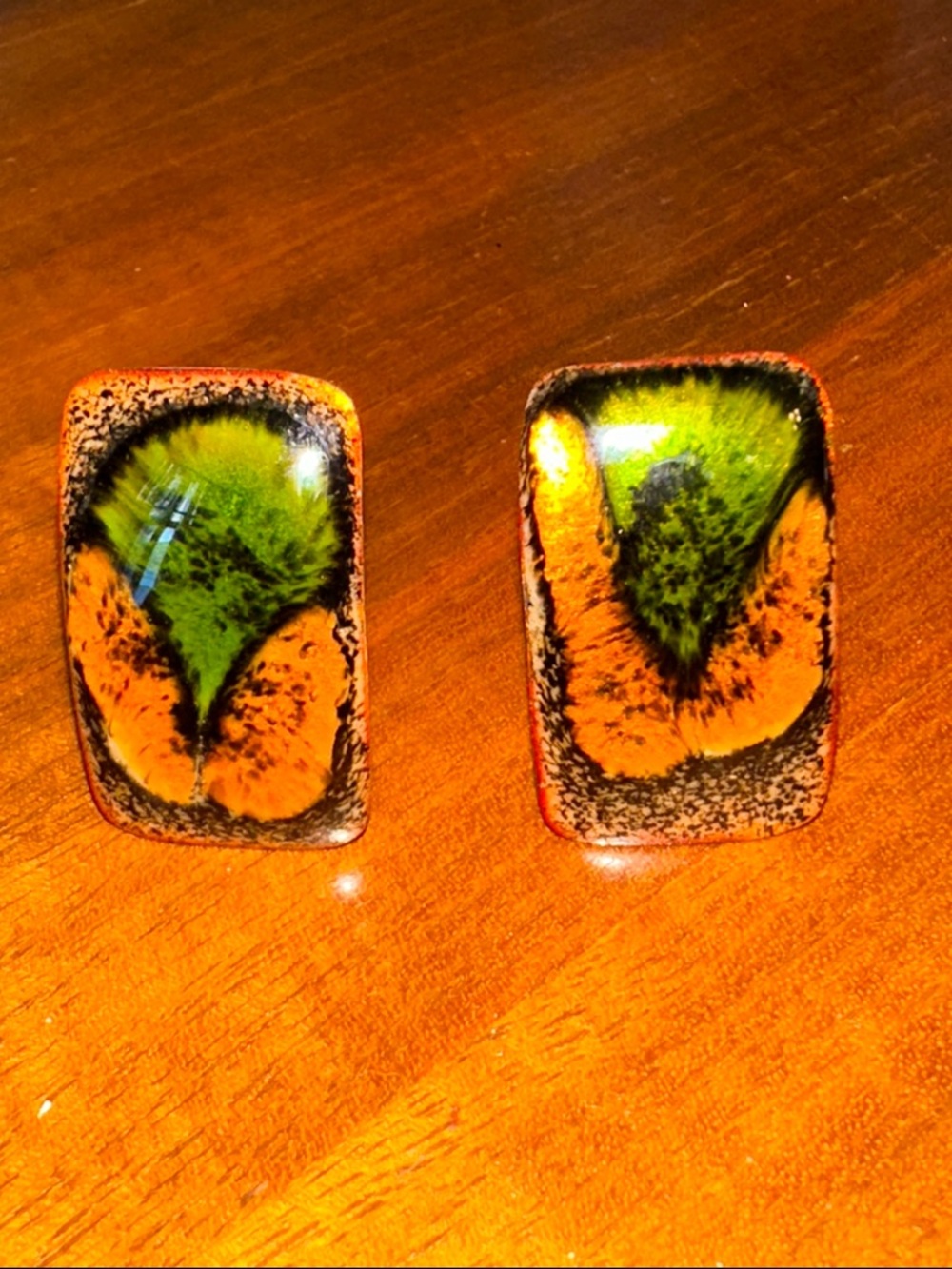 Vintage Mid Century Rectangular Green & Amber Stone Cuff links